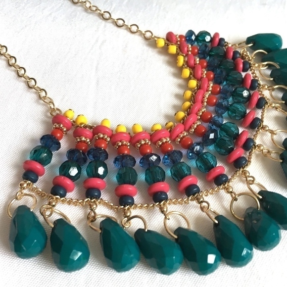 Jewelry - 𝅺3/$29! Bright Tribal Statement Bib Necklace